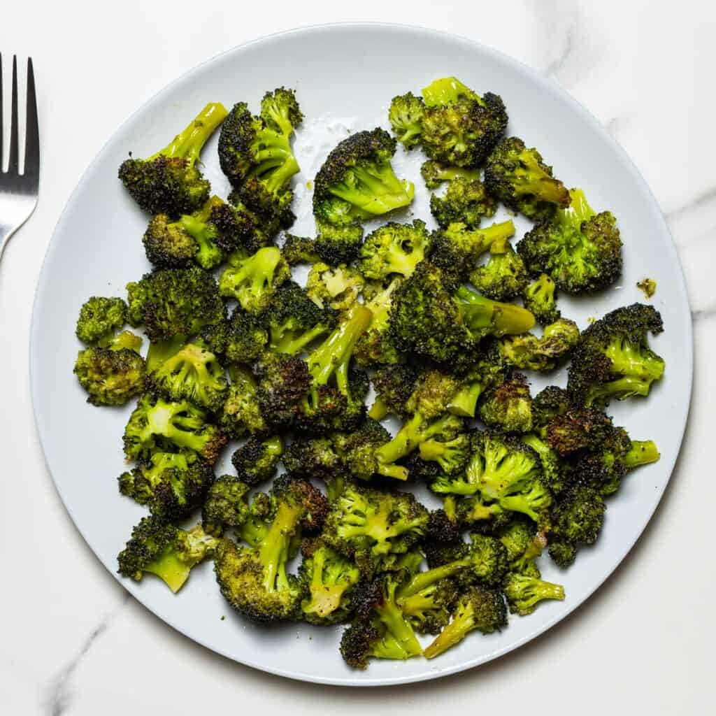Air Fryer Frozen Broccoli (Ready in 10 Minutes) Ambitious Foodie