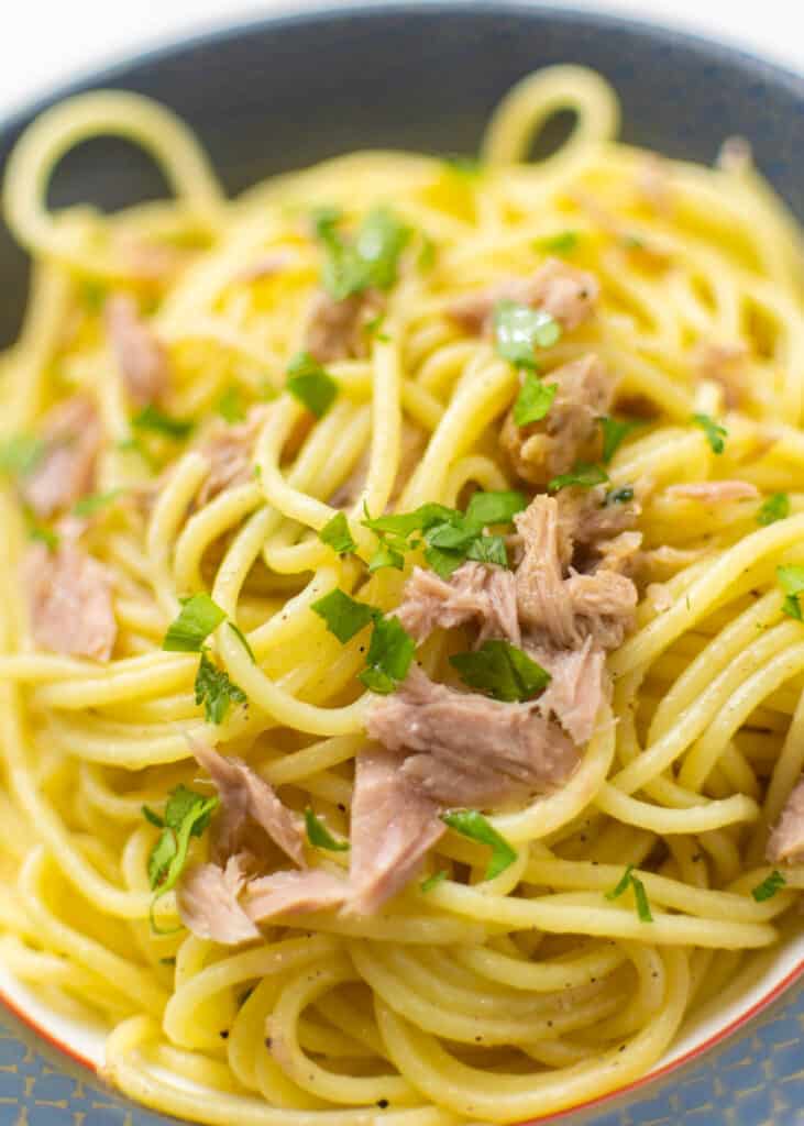 Super Easy Easy 20 Minute Canned Tuna Pasta Ambitious Foodie