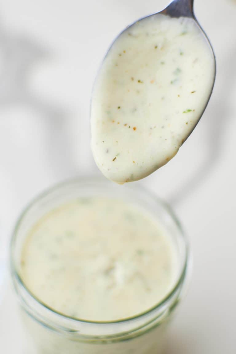 15 Minute Garlic Parmesan Sauce (CREAMY!) - Ambitious Foodie