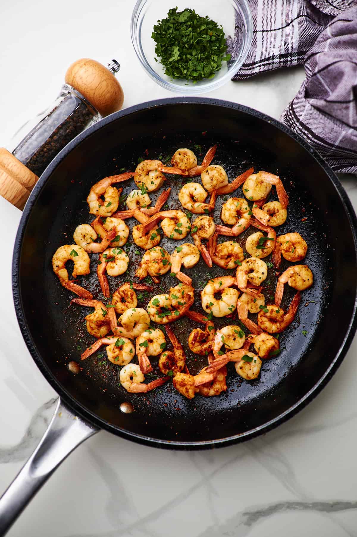 shrimp searing in a skillet